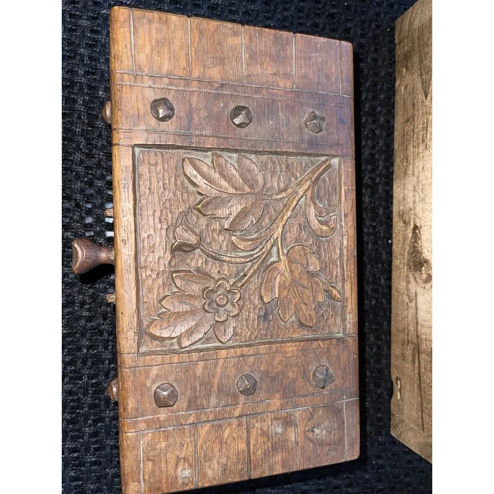 Vintage Handmade Carved Wood Box With Wrought Iron Knob Jewelry‎ Money Misc Box